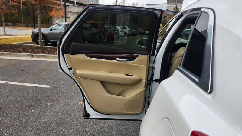 2017 Cadillac XT5 Premium Luxury