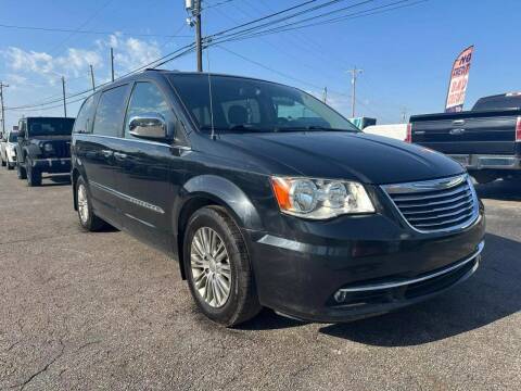 2015 Chrysler Town and Country for sale at Instant Auto Sales in Chillicothe OH