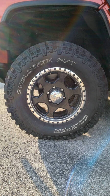 2003 HUMMER H2 Lux Series