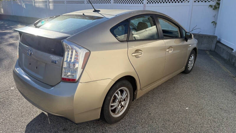 2011 Toyota Prius Two