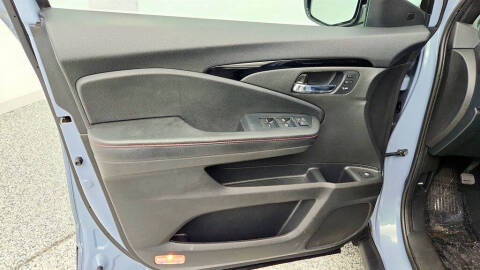 2022 Honda Ridgeline Black Edition