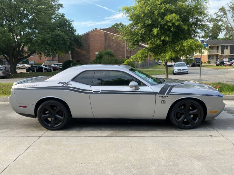 2013 Dodge Challenger R/T Plus