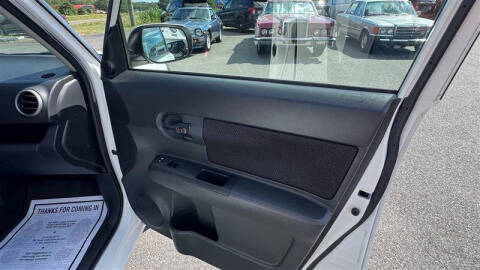 2008 Scion xB