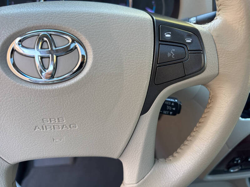 2013 Toyota Sienna Limited 7-Passenger