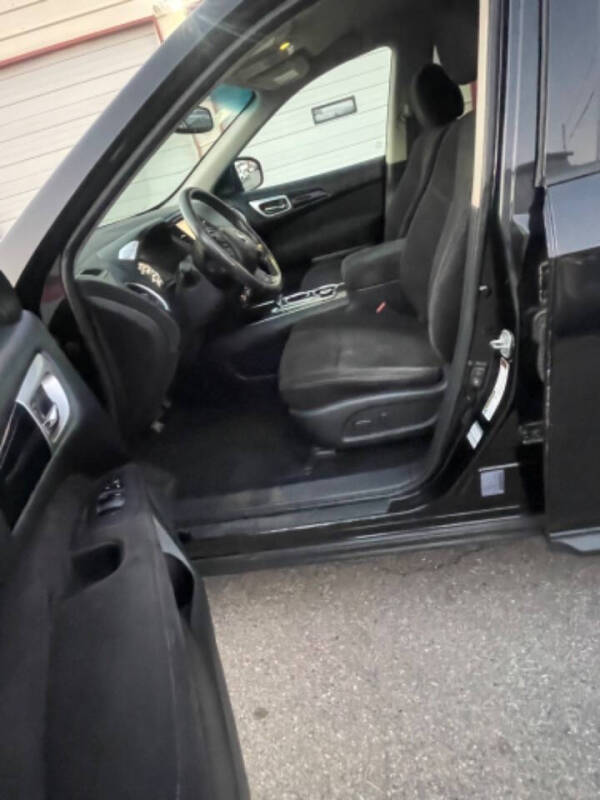 2015 Nissan Pathfinder SL