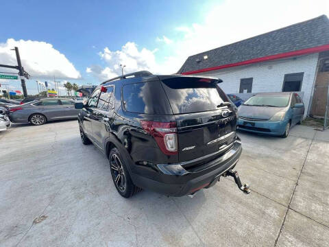 2014 Ford Explorer Sport