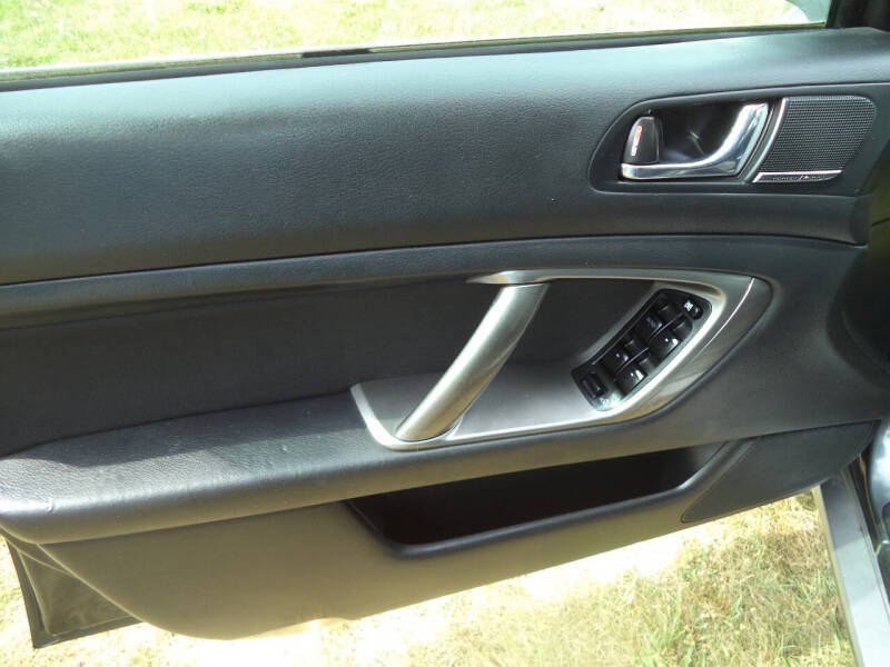 2009 Subaru Outback 2.5i Special Edition