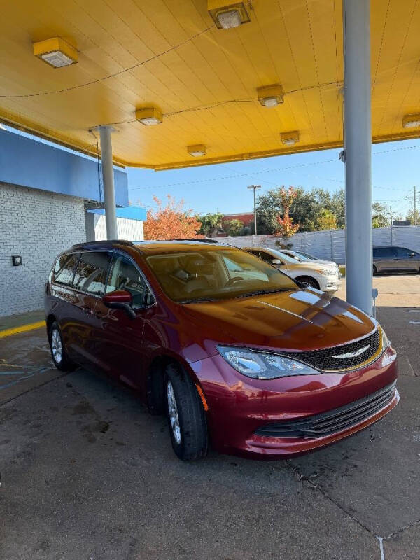 2020 Chrysler Voyager LXi