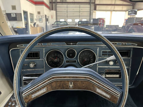 1975 Ford Thunderbird