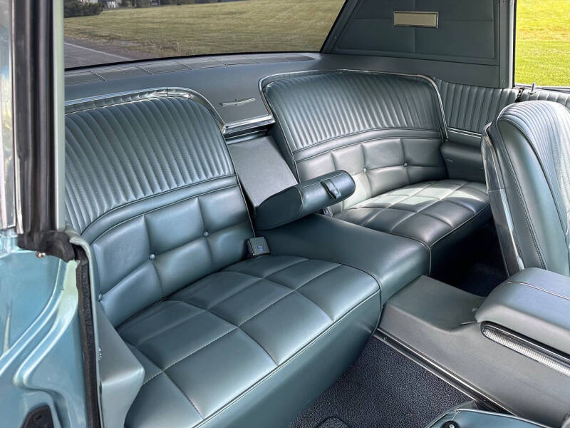1966 Ford Thunderbird