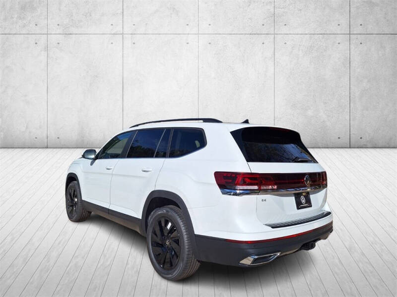 2026 Volkswagen Atlas SE