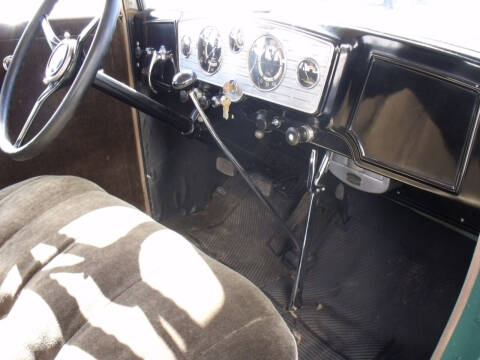 1932 Oldsmobile F-32