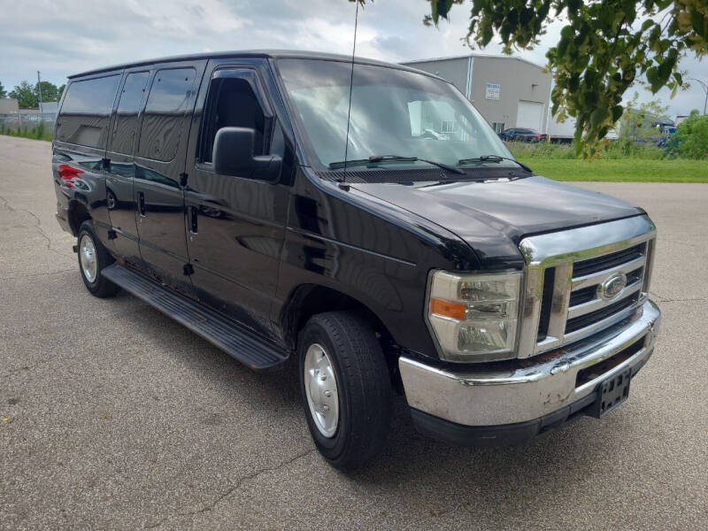 2011 Ford E-Series E-350 SD XLT