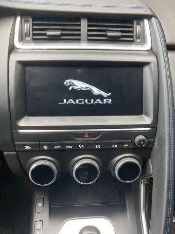 2019 Jaguar E-PACE P300 R-Dynamic SE