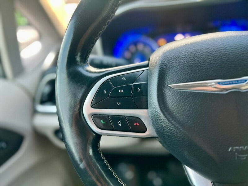 2021 Chrysler Pacifica Touring L