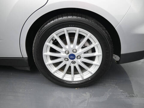 2014 Ford C-MAX Hybrid SE