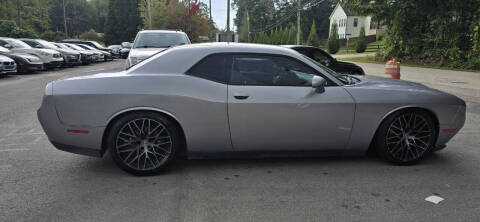 2015 Dodge Challenger SXT