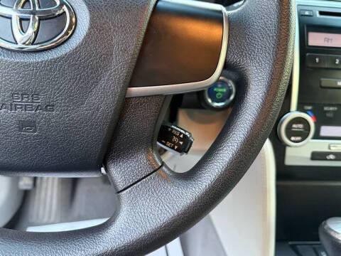 2012 Toyota Camry Hybrid LE