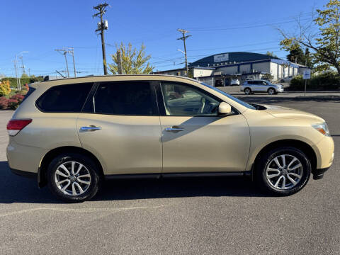 2013 Nissan Pathfinder S