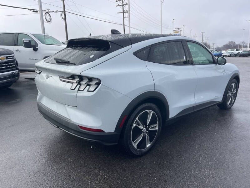 2021 Ford Mustang Mach-E Select