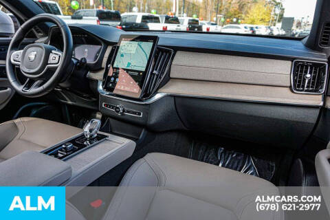 2025 Volvo XC90 B6 Plus Bright Theme 7P