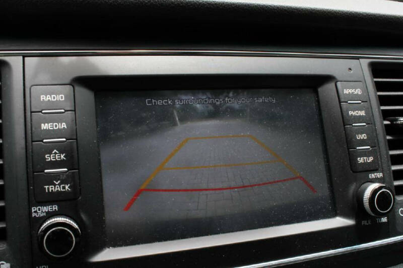 2017 Kia Sedona LX