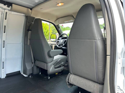 2026 Chevrolet Express 2500