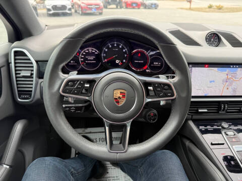 2020 Porsche Cayenne Coupe
