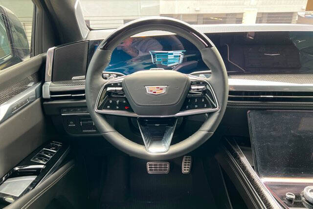 2025 Cadillac Escalade-V