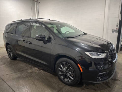 2021 Chrysler Pacifica Touring L