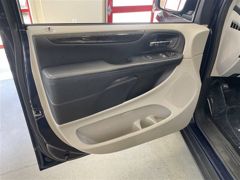 2015 Dodge Grand Caravan SE