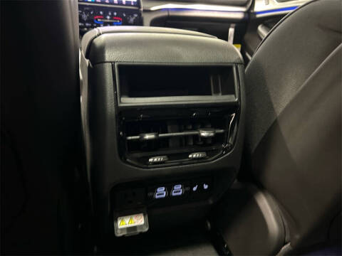 2025 Jeep Grand Cherokee Overland