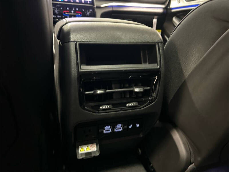 2025 Jeep Grand Cherokee Overland