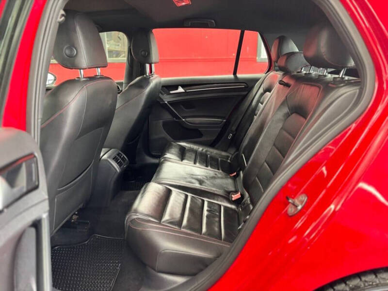 2016 Volkswagen Golf GTI