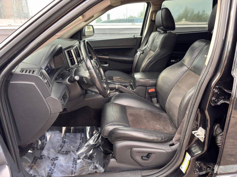 2009 Jeep Grand Cherokee SRT8