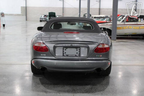 2004 Jaguar XKR