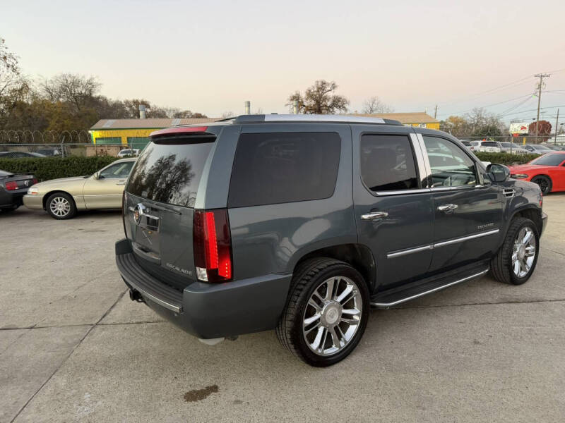 2008 Cadillac Escalade