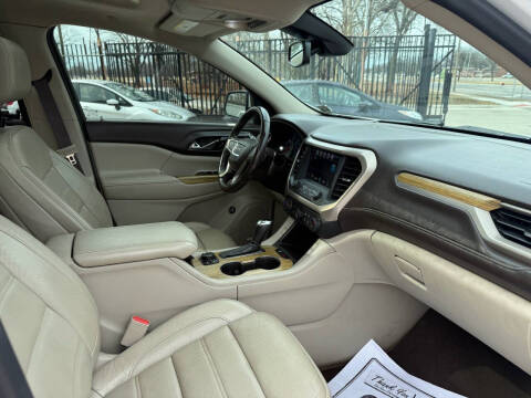 2017 GMC Acadia Denali