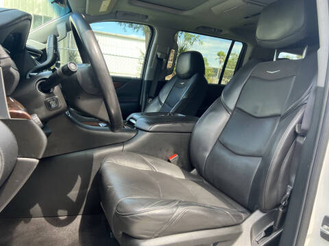 2020 Cadillac Escalade ESV Premium Luxury