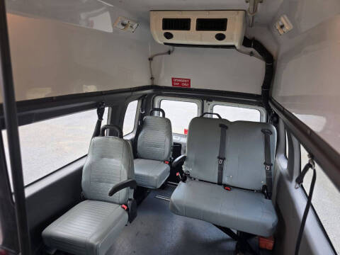 2012 Ford E-Series E-350 SD