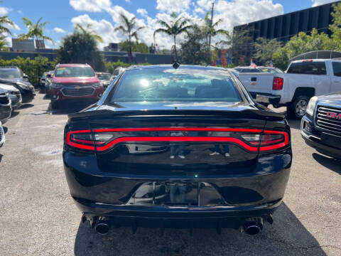 2016 Dodge Charger SXT