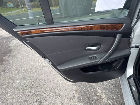 2009 BMW 5 Series 528i xDrive