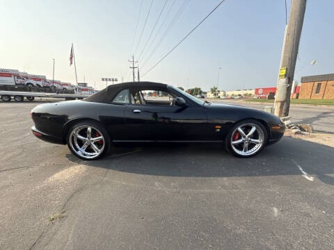 2005 Jaguar XKR