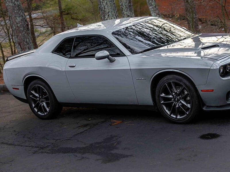 2021 Dodge Challenger SXT