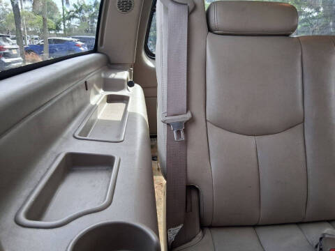 2004 GMC Yukon XL 1500 SLT