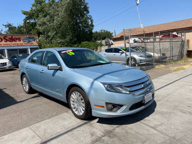 2010 Ford Fusion Hybrid photo 2