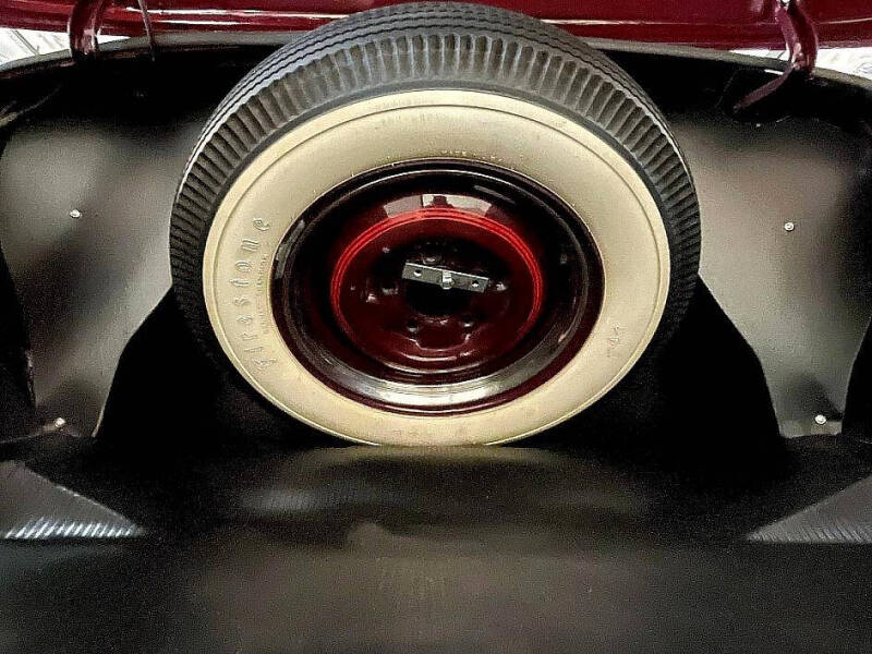 1941 Ford Super Deluxe