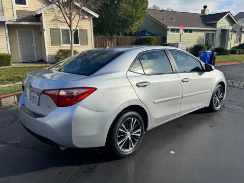 2017 Toyota Corolla LE