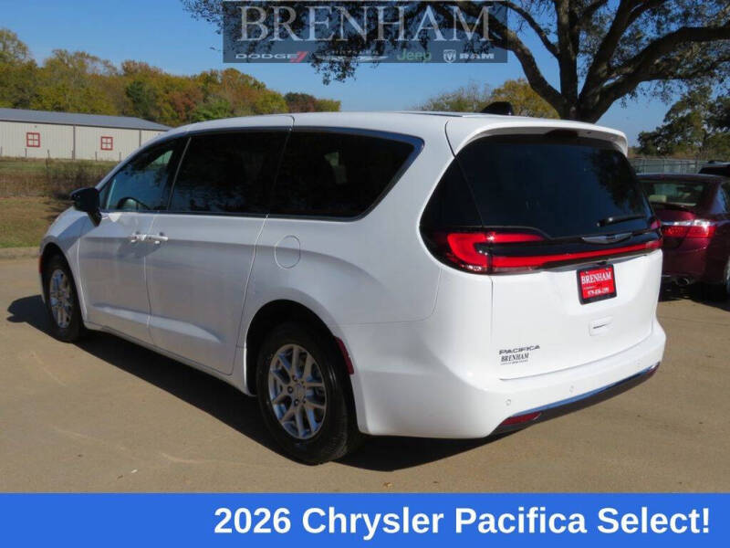 2026 Chrysler Pacifica Select