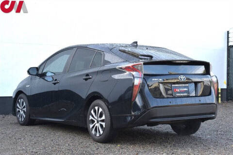 2018 Toyota Prius Three
